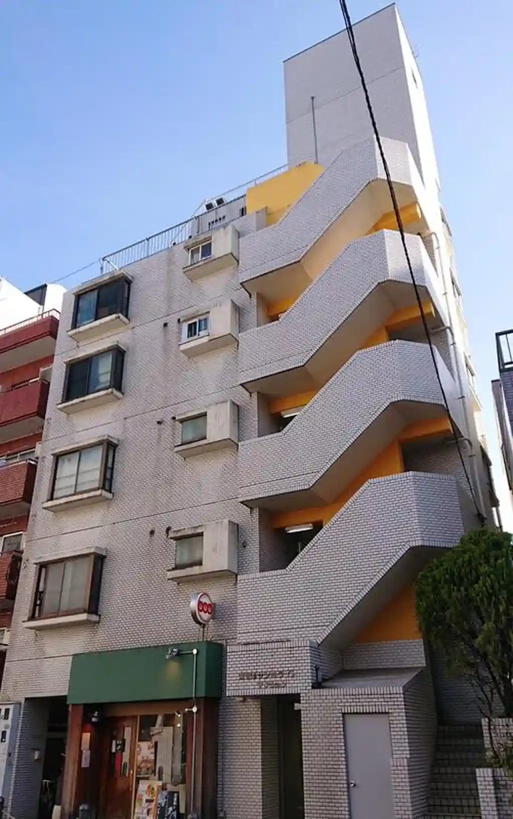 第16前島サンホワイトマンション 外観