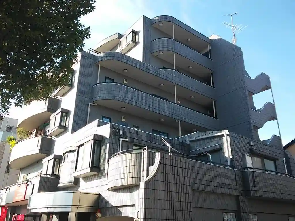 ファステスト ラップ 朝日町 外観