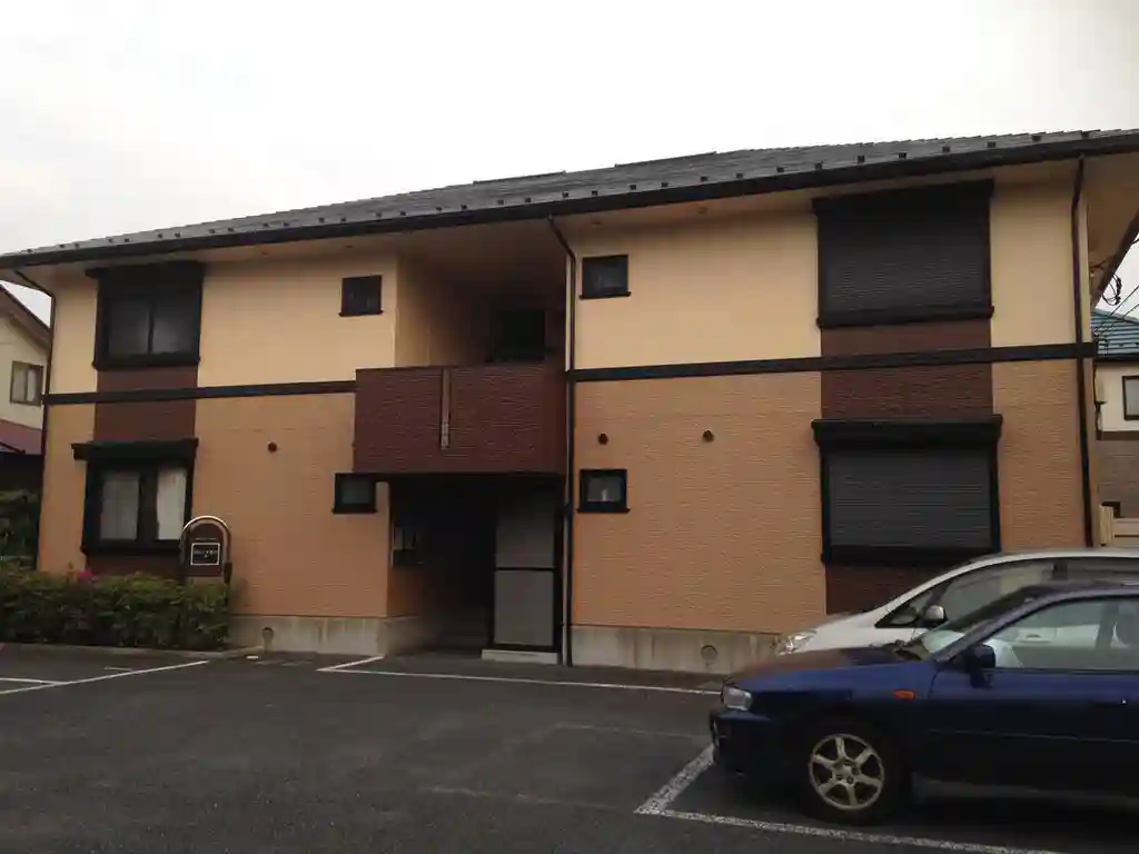 ヴァレンサ氷川A 外観