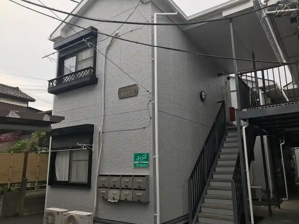 グランデュール市川B 外観
