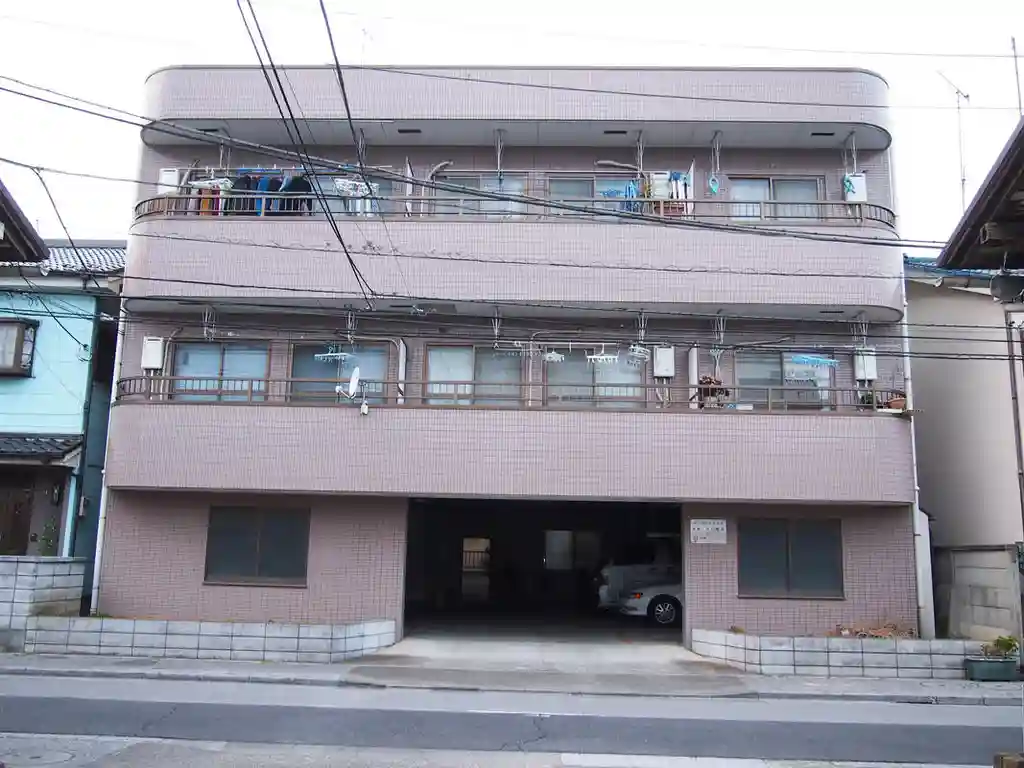 パークサイド六木 外観