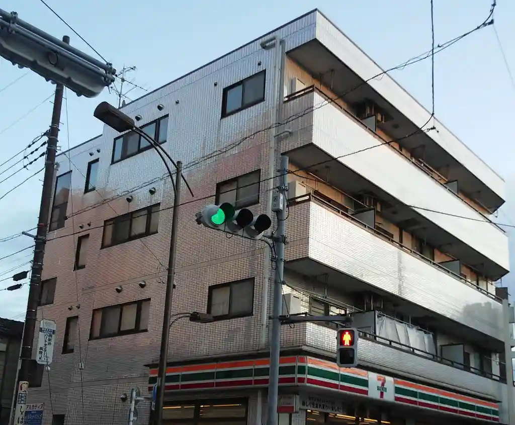 アルカディア 外観