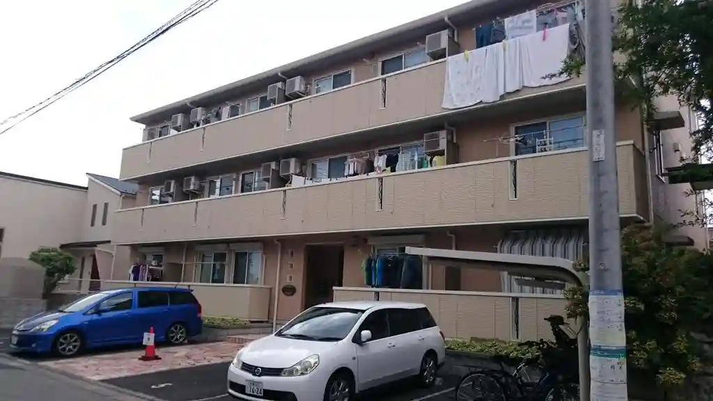 メゾン アンソレイエ 外観