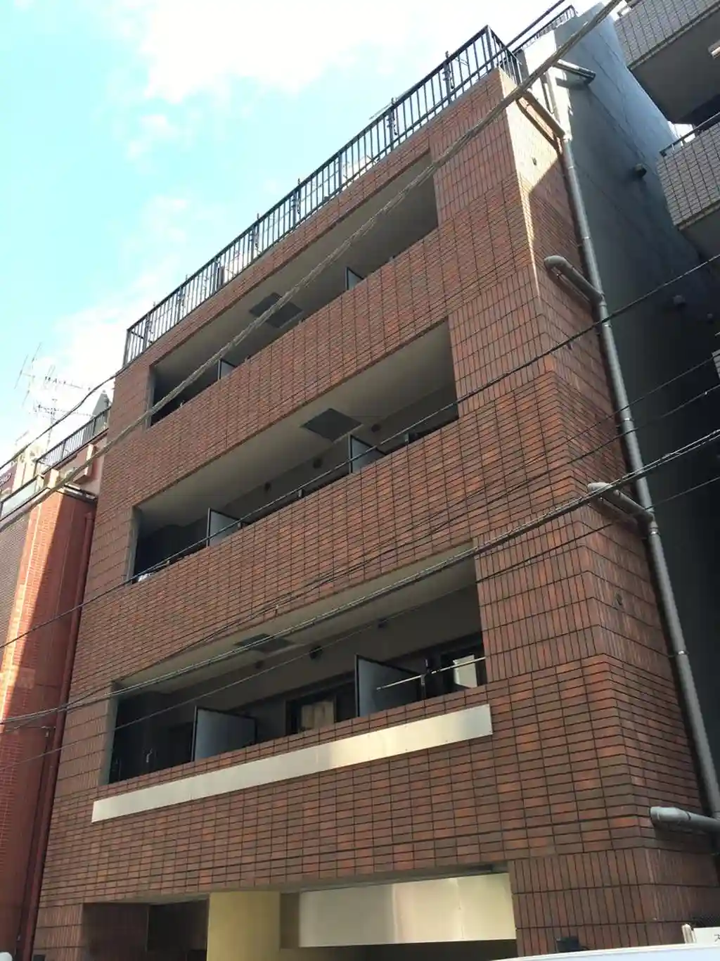 ヌフエタージュ 外観