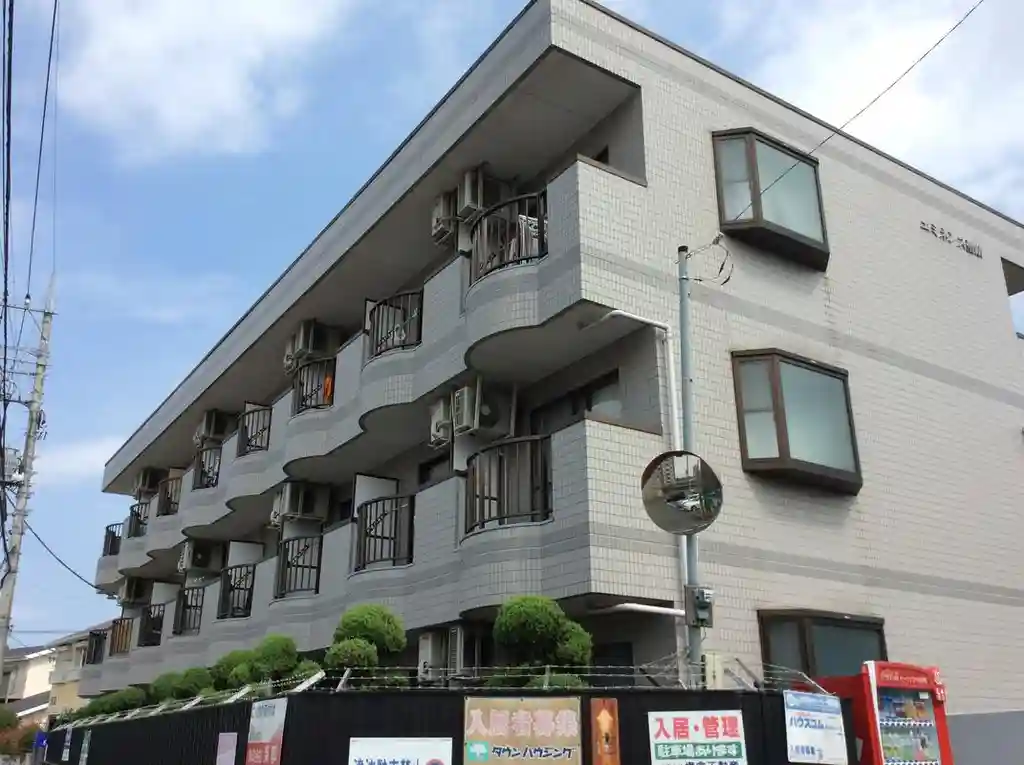 エミネンス聖蹟 外観
