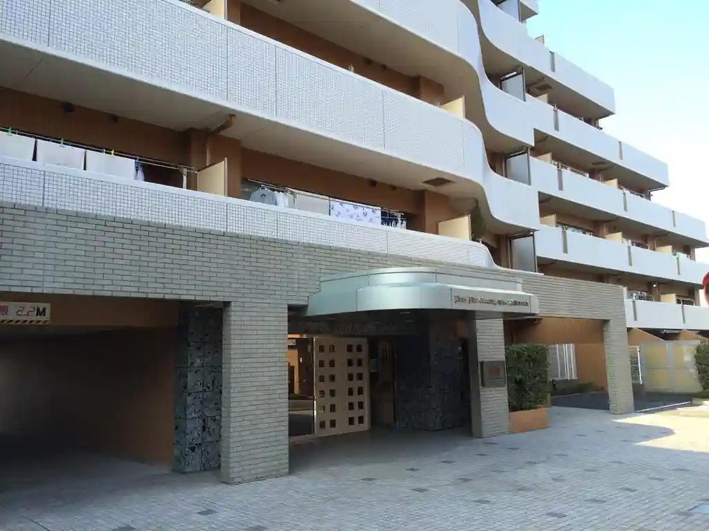 ライオンズヒルズ多摩永山 壱番館 外観