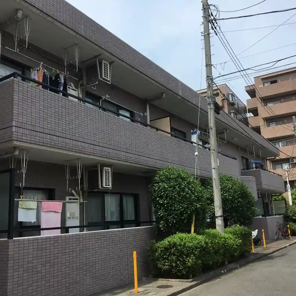 ヴィラ・アラモード 外観