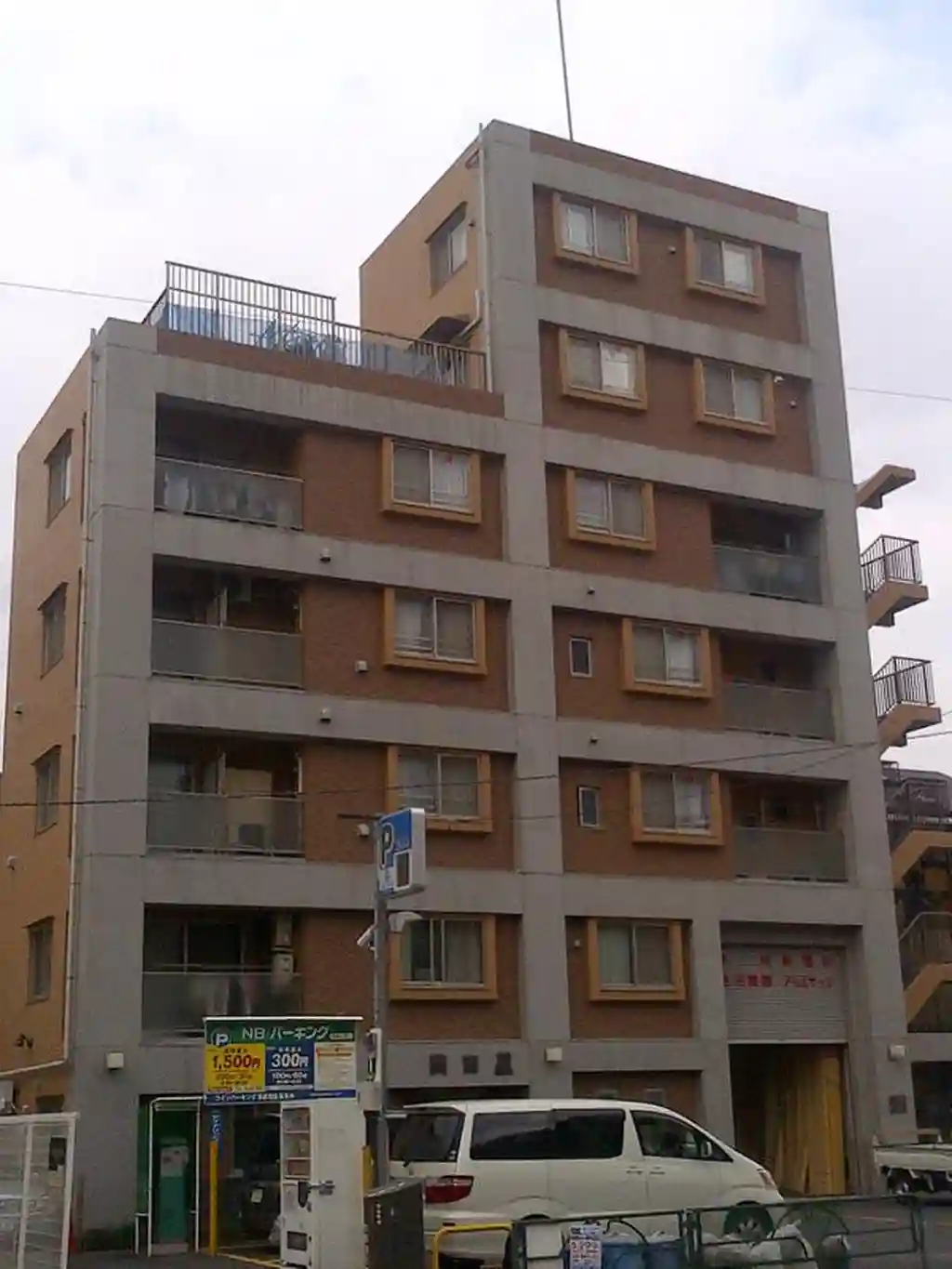 フロレスタOKADAYA 外観