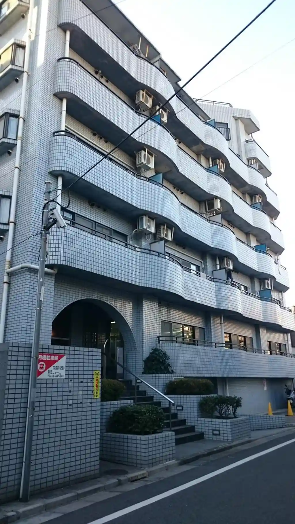 スペースエム 外観