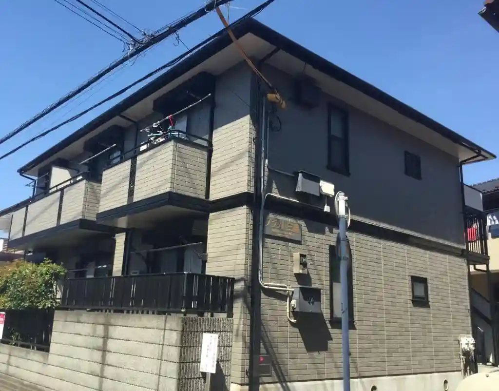 フラット三星 外観