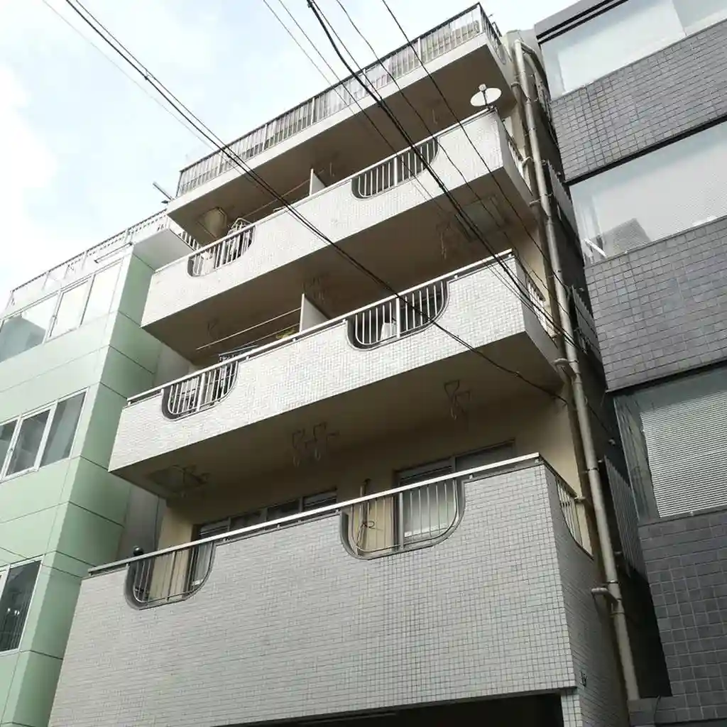 山口やビル 外観