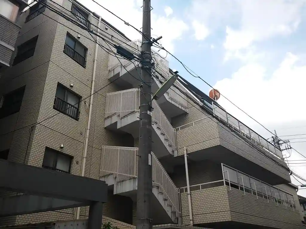 ルミネ明大前 外観