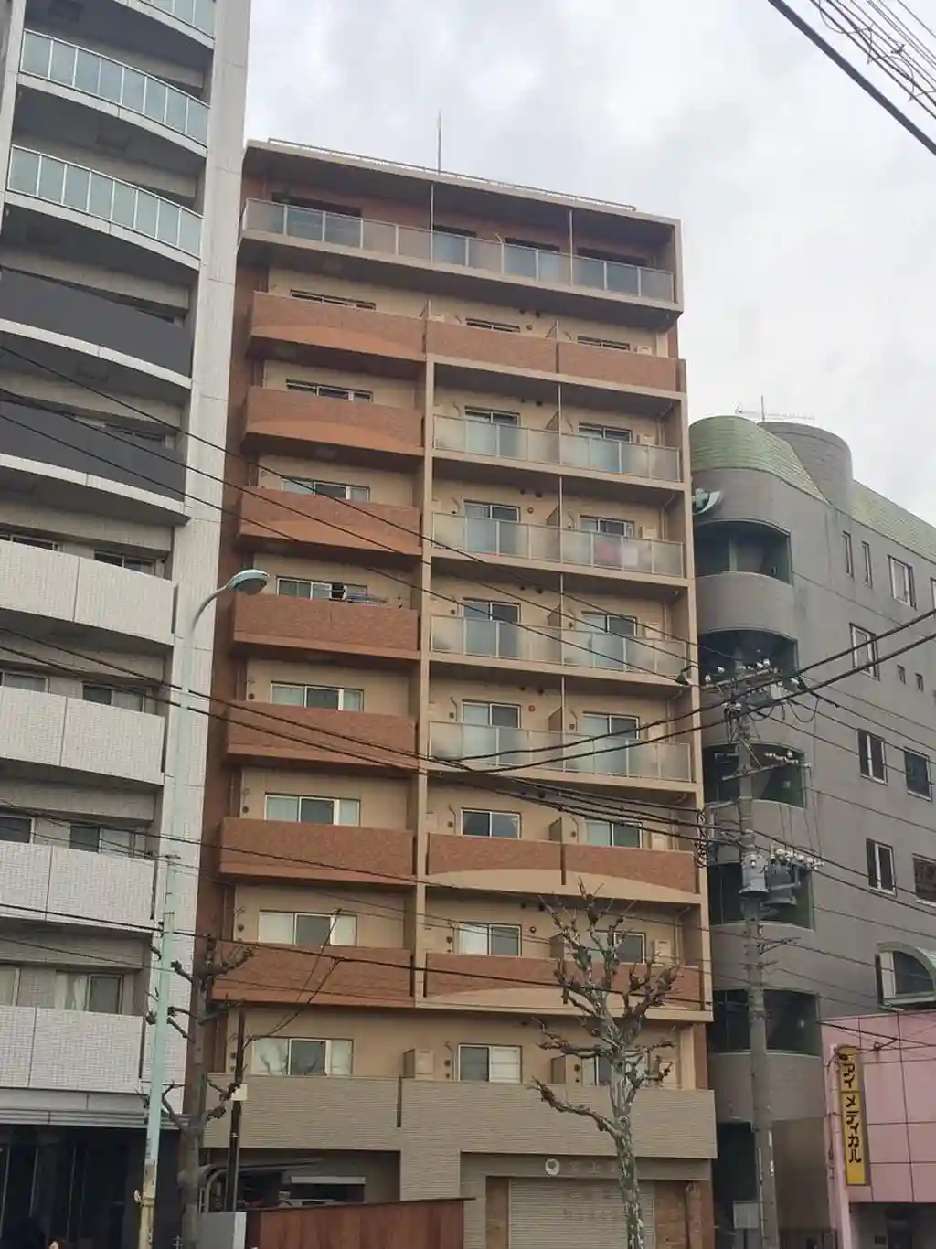 ラ・ワレアイナ 外観