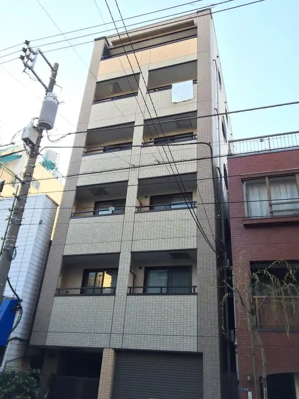 オンザヒルズ 外観