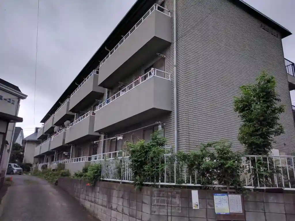 ファミーユ 外観