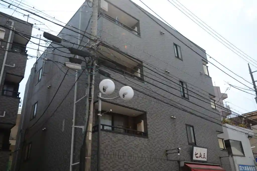 アストラル 外観