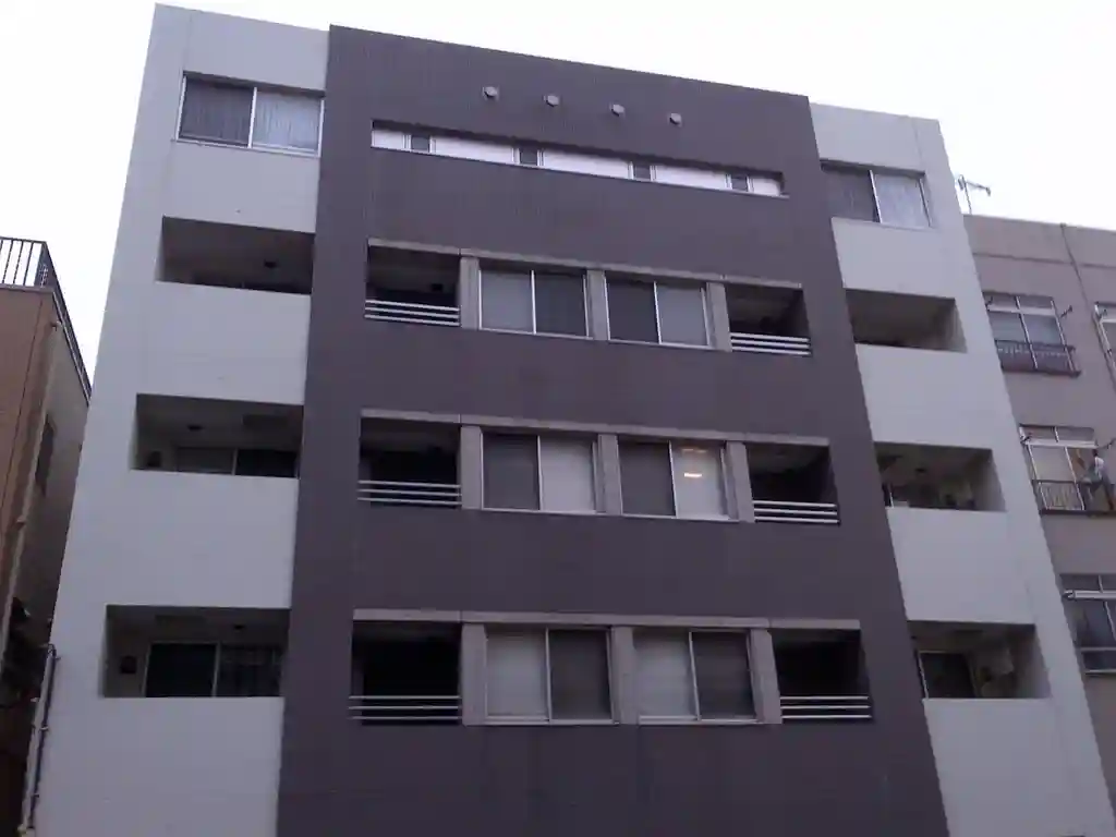P.C.M 外観
