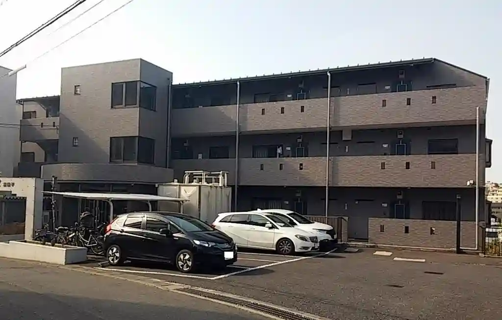 ベナテス宮前平 外観