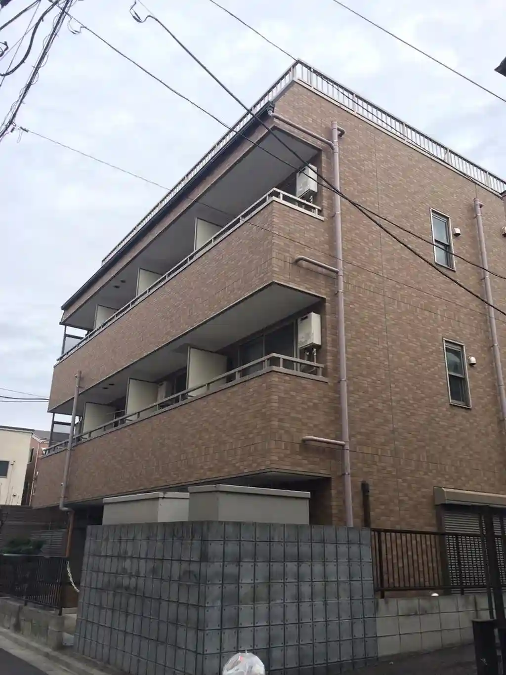 グリーンシャドー 外観
