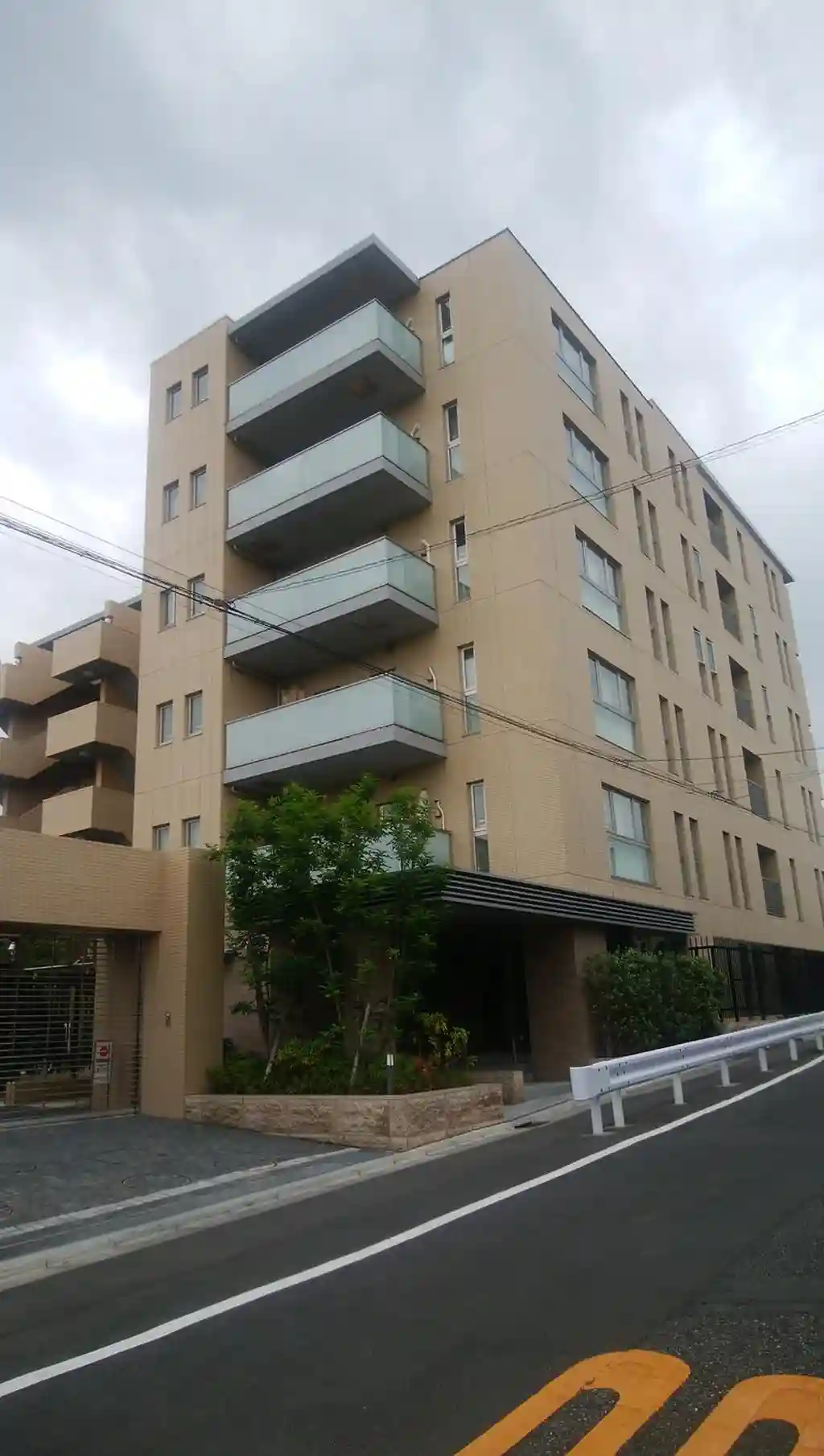 プレミスト浦和常盤SUITE 外観