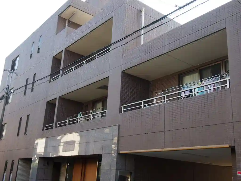 プラザ上大岡 外観
