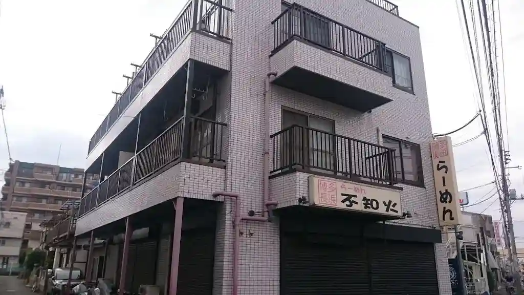 山一蕨ステーツ 外観