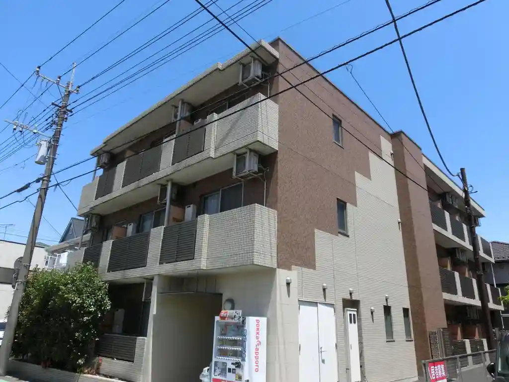 ベルクレールイースト 外観