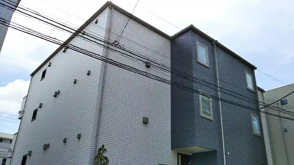スリーフォレスト 外観