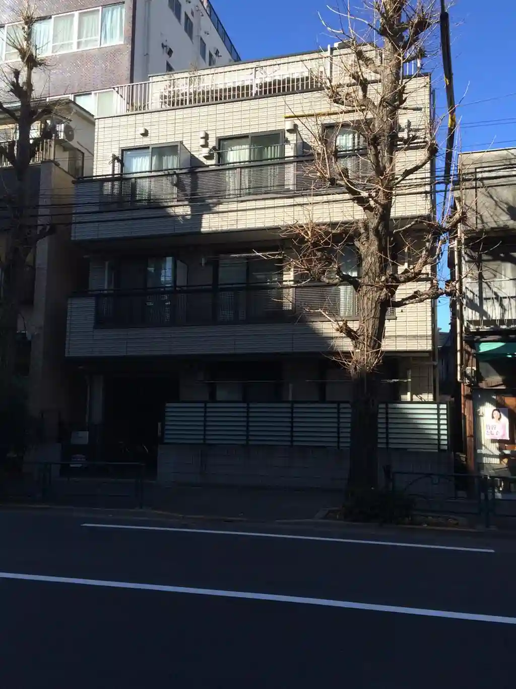 ラボム 外観