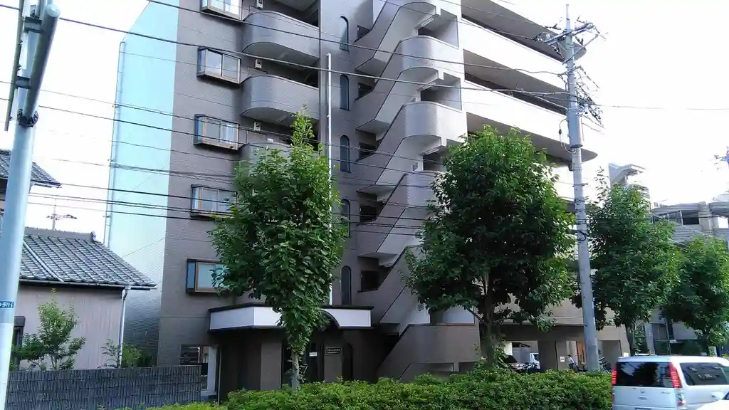 フローレンス多摩 外観