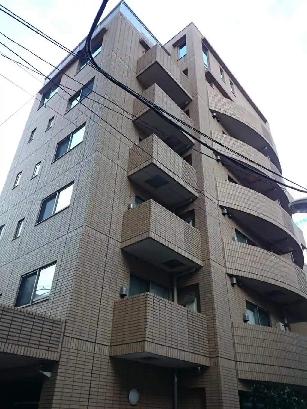 フローラ初台 外観