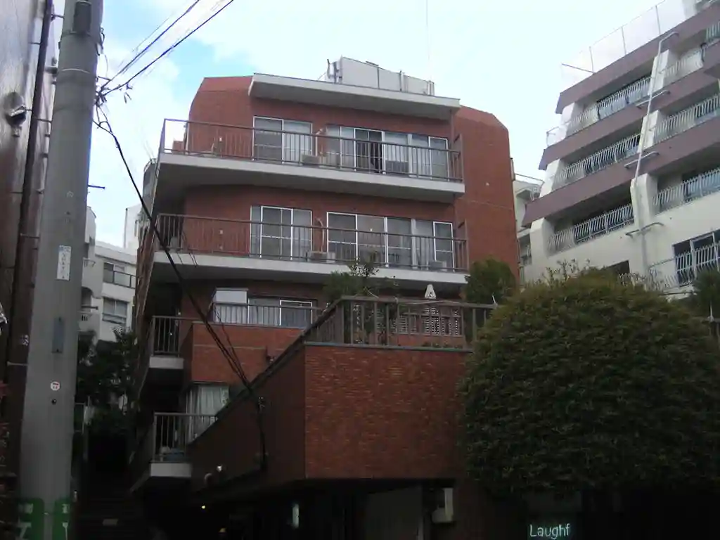 トーカン原宿キャステール 外観
