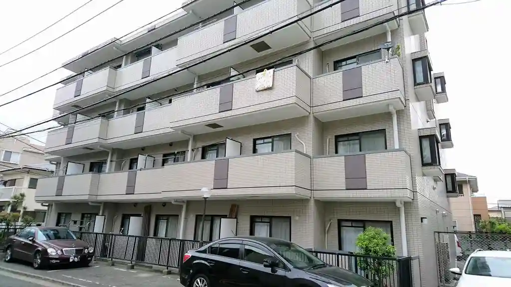 湘南ホームズ 外観