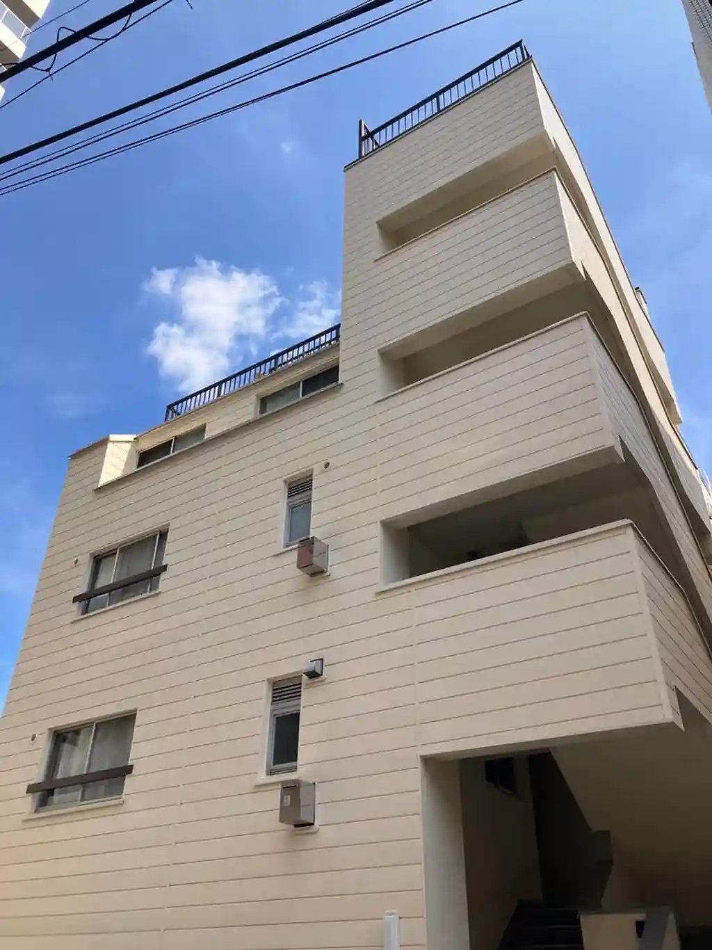 サンライズ富ヶ谷 外観