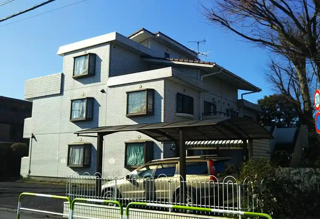 ドルフ成城 外観