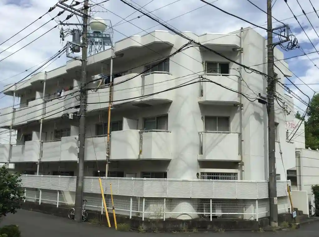 フラットエム 外観