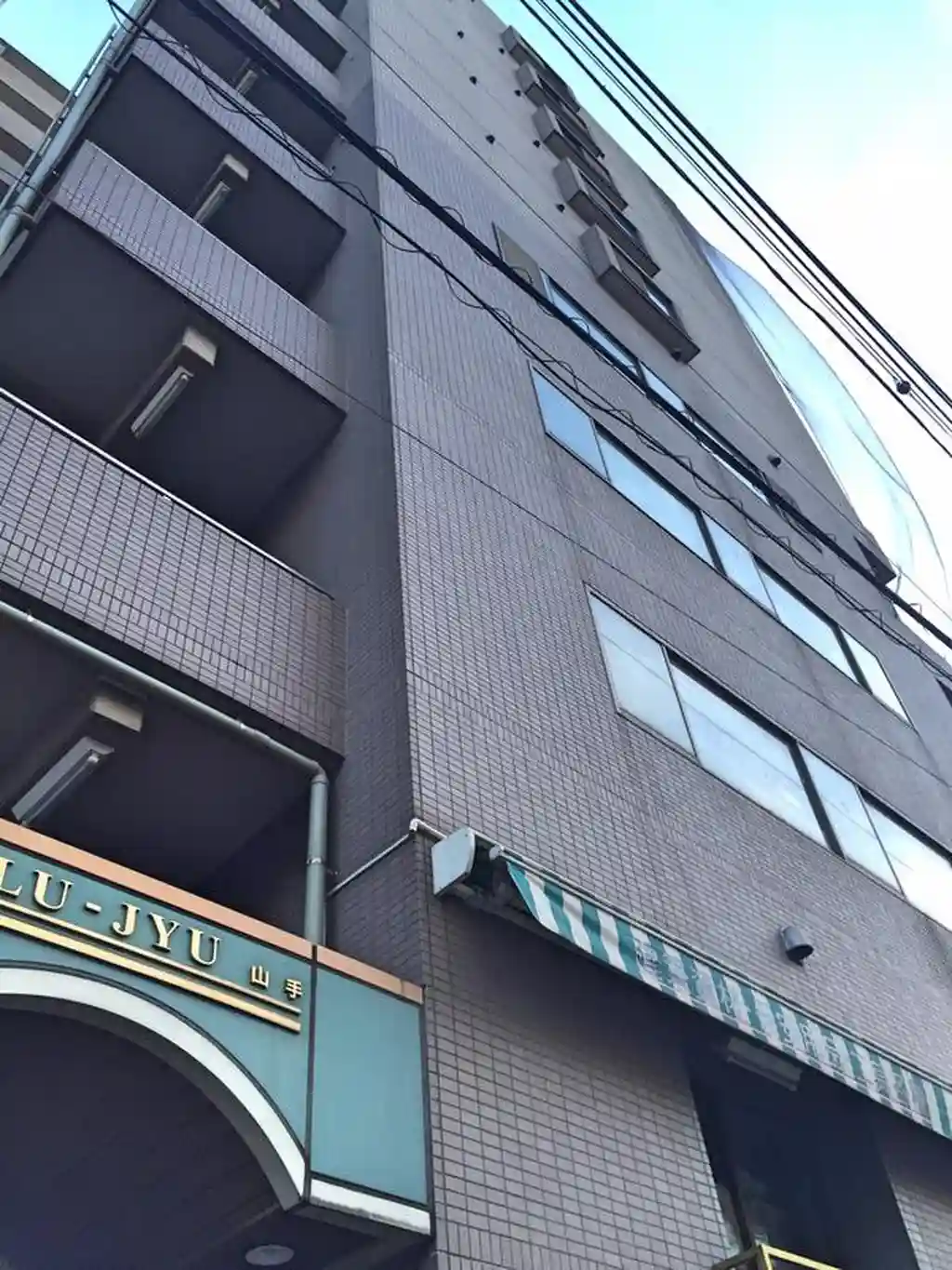 ソルージュ山手 外観
