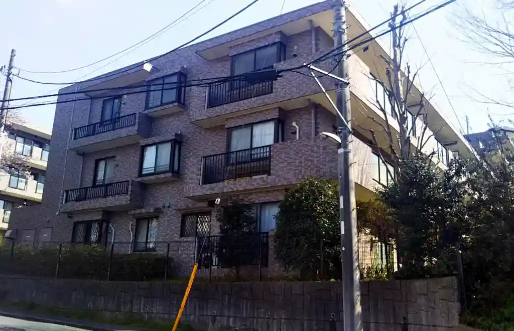 イトーピア百合ケ丘ガーデンハイツA棟 外観