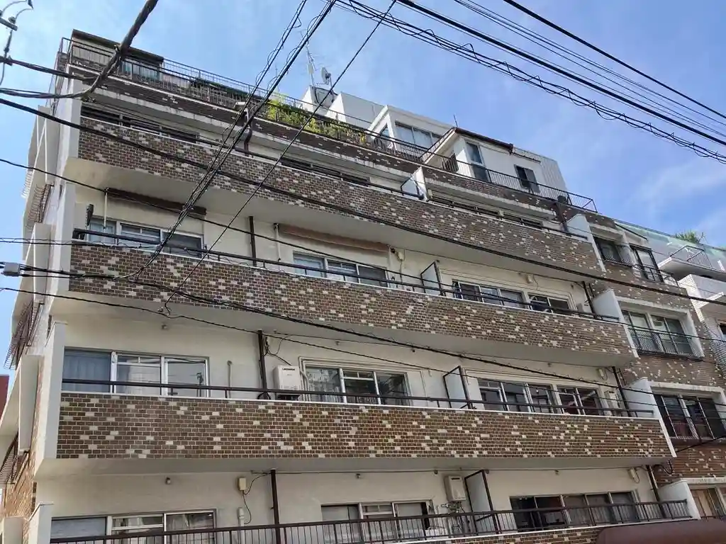 第15宮庭マンション 外観