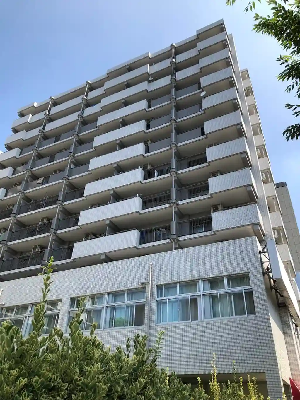 UR都市機構サンスクエア川崎7号棟 外観