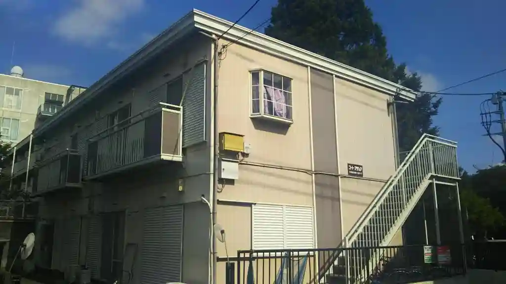 コートアザレア 外観