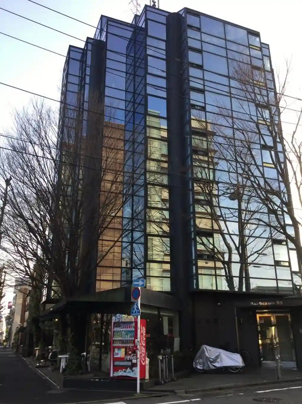 Barbizon85 外観