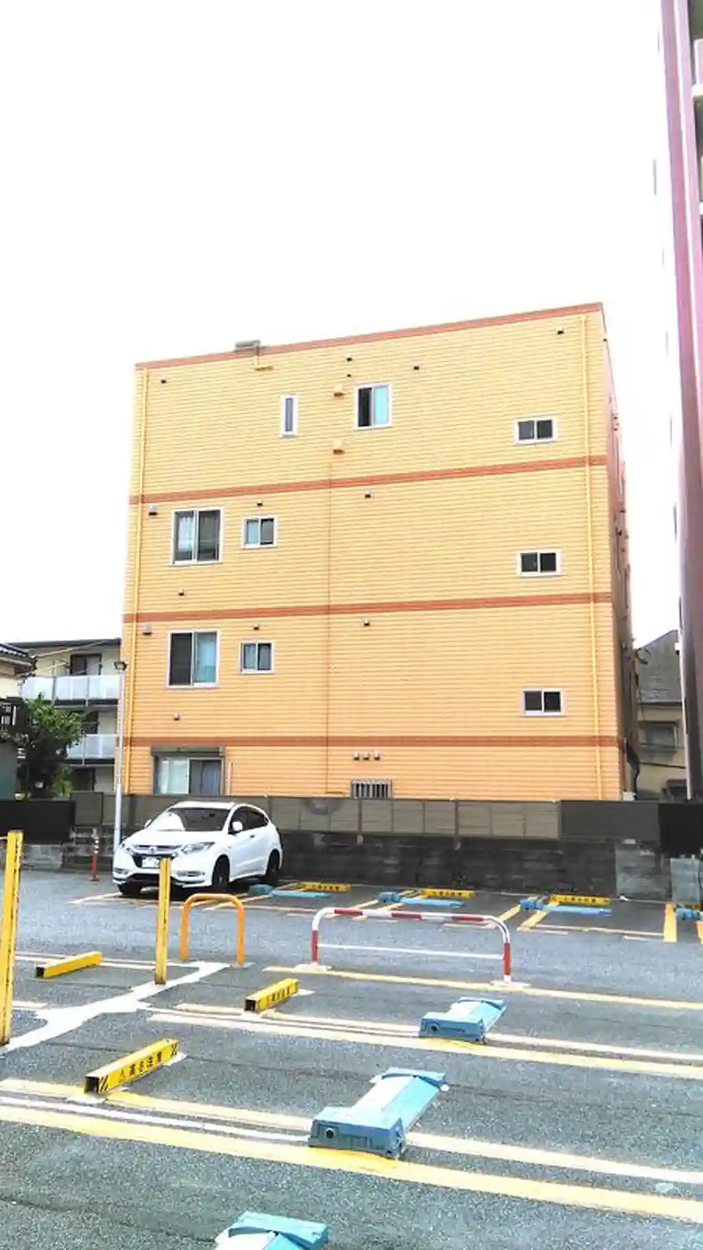 シャローム 外観