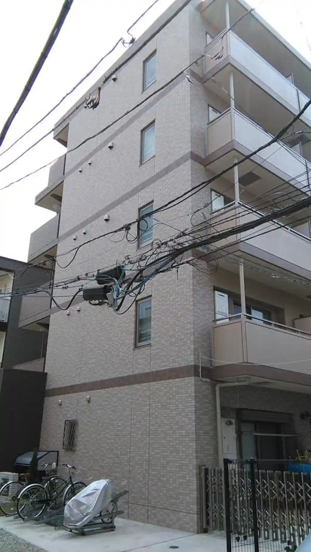 ナレッジ 外観