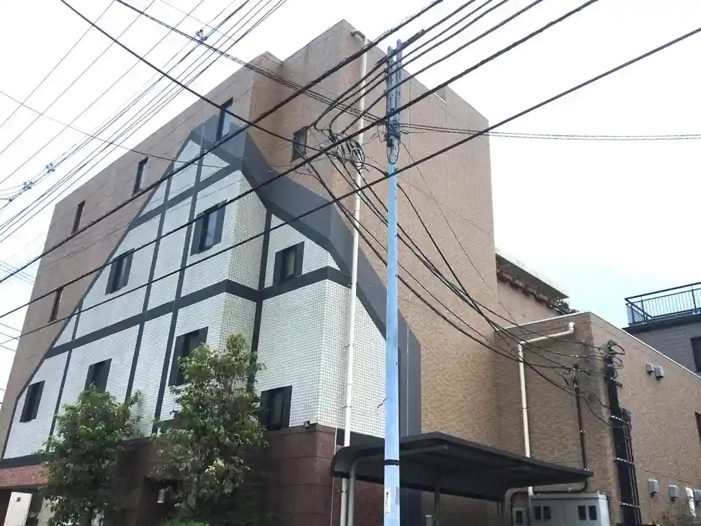 エーデルワイス 外観
