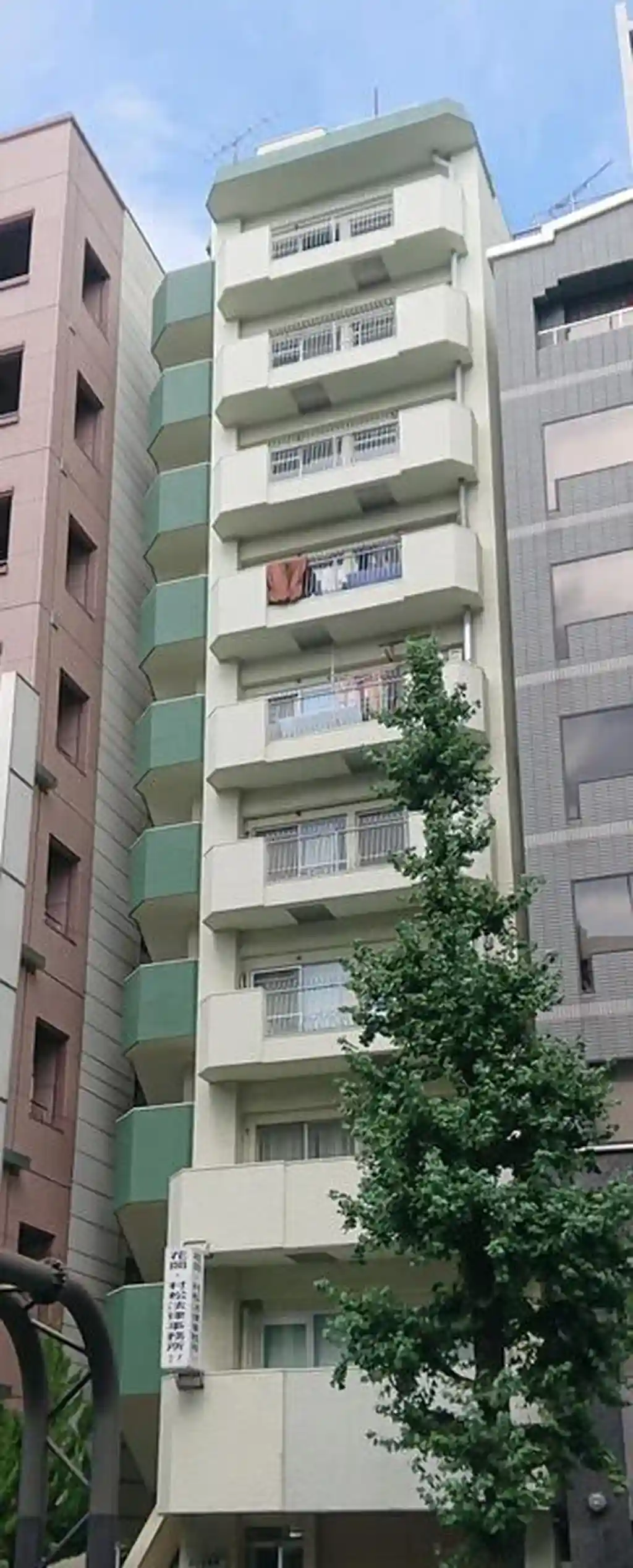 ハイヴ本郷 外観