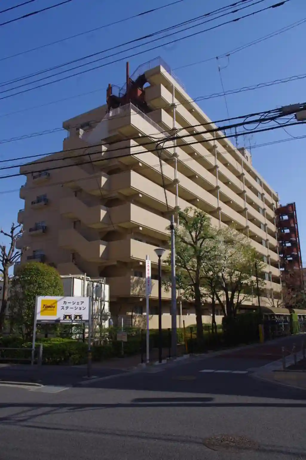 UR都市機構武蔵浦和駅前ハイツ 外観