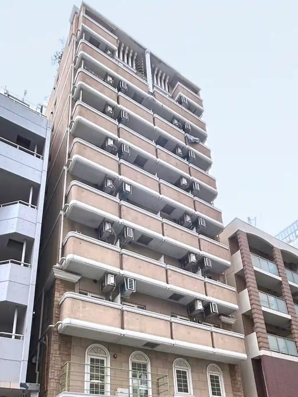 山根東京本社アネックス汐留フラッツ 外観
