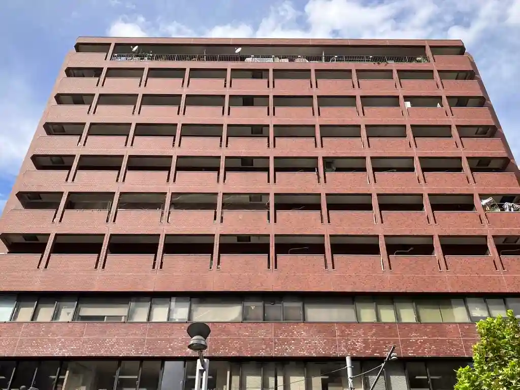 AK・O・Fビルディンググランドメゾン新宿御苑 外観