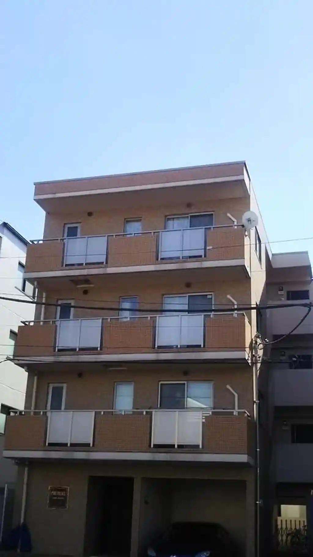 パインパレス上高田 外観